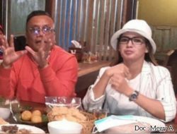 Penyanyi Dangdut, Rebut Piala Advokat Togar Situmorang di Event Futsal Sehat