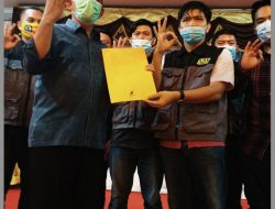 Ansar Ahmad Hadiri Pengukuhan Tim Relawan “Ansar-Marlin Kirim Salam” Kota Batam