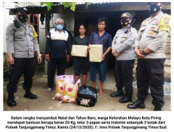 Sambut Natal dan Tahun Baru Polsek Tanjungpinang Timur Gelar Bakti Sosial