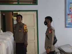 TNI-POLRI Kawal Ketat Isi Kotak Suara di Kantor Sekretariat PPK di Kecamatan Kumpeh