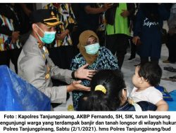Kapolres Tanjungpinang Kunjungi Warga yang Terdampak Bencana Banjir dan Tanah Longsor