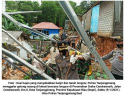 Polres Tanjungpinang Bersama TNI dan FKPD Gotong Royong di Lokasi Longsor Graha Cendrawasih