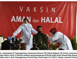 Danlantamal IV Terima Vaksin Sinovac Perdana di Kepri