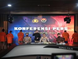 Mabes Polri Hadirkan Juru Bicara Isyarat untuk Kaum Difabel, Dalam Rangka Konferensi Pers