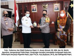 Ansar-Marlin Silaturahmi dan Kunker di Polda Kepri