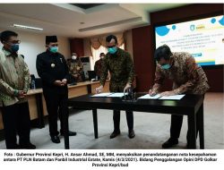 Disaksikan Ansar Ahmad PT PLN Batam dan PIE Teken MoU Terkait PLTU Biomassa