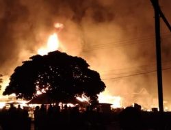 Selain Melalap Ruko dan Kios di Pasar Kijang Jaya, 2 Orang Dikabarkan Tewas