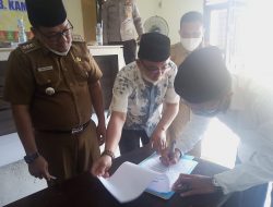 BPD Desa Teratak Resmi Dilantik, Camat : Jaga Kekompakan