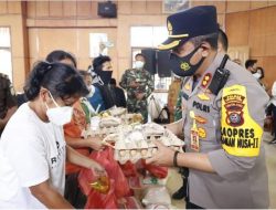 Kapolres Taput Serahkan Paket Bantuan Korban Bencana Alam dan Kebakaran