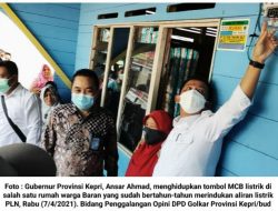 Listrik PLN, Kado Istimewa dari Ansar Ahmad untuk 9 Desa di Lingga