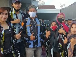 DPD I IPK Provinsi Jambi Bagi Bagi Takjil Kepada Masyarkat