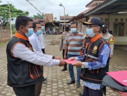 Dibawah Binaan AKP Hardi, SH.MH, Pokdar Kamtibmas Sektor Geragai Terima Piagam Dari Kapolres Tanjabtim