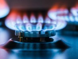 6 Tips Cara Ampuh Menghemat Gas Kompor Untuk Masak!