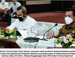 Tindak Lanjut Bandara RHA dan Pelabuhan Malarko, Ansar Ahmad Pimpin Rakor di Karimun
