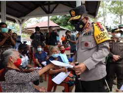 Kapolda Sumut Pastikan Vaksinasi di Kabupaten Toba
