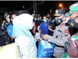 Kapolda Sumut Serahkan Bantuan Alat Swab Antigen Bagi Warga Terpapar Covid-19 di Kota Medan