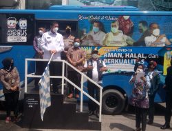 Walikota Pekanbaru Luncurkan Lima Unit Bus Vaksinasi Keliling