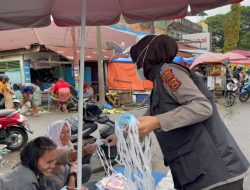 Srikandi Squad 01 Tim 03 Polres Merangin Melaksanakan Kegiatan Patroli Rutin Memberikan Himbauan Protokol Kesehatan Dengan Denerapkan 6 M.