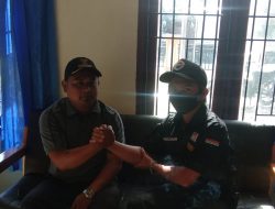 Kepala Desa Sungai Lalang M, Ridwan Sambut Baik silaturahmi Wartawan Media cMczone.com Biro Merangin