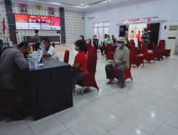 Dalam Rangka Hari Bhayangkara ke 75 Tahun 2021 Mapolres Merangin Mengadakan Vaksinasi Massal