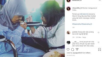 Momen yang menyentuh hati ketika Ibu Nike Ardilla Bertemu Gadis yang Mirip Anaknya