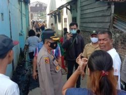 Polisi, TNI dan Warga Gotong Royong Bersihkan Gereja, Rumah, Terkena Dampak Tawuran Pemuda