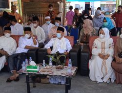 Bupati dan Wakil Bupati Rohil Saksikan Pemotogan Sapi Kurban Untuk Wartawan