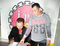 Kadis (PMD) DRS Raden Najmi Bungkam Arian Arifin Ketua Lembaga (DPD PUSPA-RI PROVINSI JAMBI) Akan Laporkan Pekerjaan Fisik Desa Manis Mato Ke Kejari Muaro Jambi