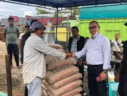 H.Nurkhalis Dt.Bijo Dirajo Salurkan Bantuan Bagi Korban Kebakaran Berupa Bahan Bangunan