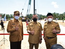 Bupati Kampar Dan Gubernur lakukan  Pemancangan Tiang Pertama SPAM Pekanbaru Kampar