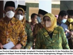 Ansar Ahmad Buka Musda IV dan Pelantikan Pengurus DPD Pengajian Al-Hidayah Kepri