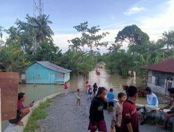 Pendirian Posko Bagi Warga Serdang Bedagai Yang Terdampak Banjir