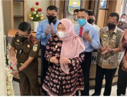 Bupati Muaro Jambi HJ, Masna Busro, Resmikan Kantor Jaksa Pengacara Negara (JPN)