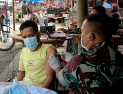 Kodim 0420/Sarko Sangat Konsisten Memberikan Layanan Suntik Vaksin Kepada Masyarak di Hari Libur Nasional