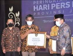 Pemberitaan Covid-19, IWO Jambi Diganjar Penghargaan Gubernur Jambi