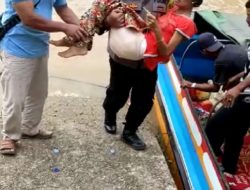 Bhabinkamtibmas Polsek Kumpeh Ilir Aipda Eko Heri.P.SE Rujuk Anita ke RSUD Raden Mattaher Jambi