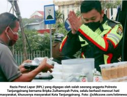 Jelang Idul Fitri 1443 H ‘Polisi RPL’ Bagikan Ratusan Bingkisan Lebaran pada Masyarakat Tak Mampu