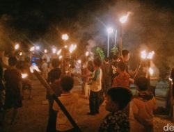 Pawai Obor Pada Malam Gema Takbir dan Makan Bersama Dimalam 1 Syawal