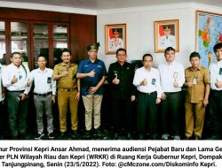 Ansar Ahmad Terima Audiensi Pejabat Baru dan Lama GM PLN WRKR