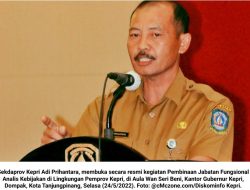 Adi Prihantara Buka Kegiatan Pembinaan Jabatan Fungsional Analis Kebijakan