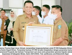 Selain RT/RW dan Posyandu, 3 SMA di Daerah Pesisir (Bintan) Dapat Bantuan dari Pemprov Kepri