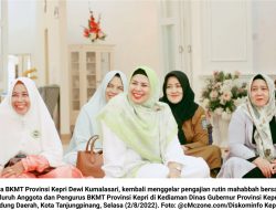 Dewi Kumalasari dan BKMT Kepri Kembali Menggelar Pengajian Mahabbah