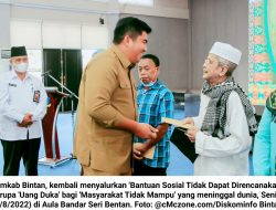 52 Ahli Waris Keluarga Terima ‘Uang Duka’ dari Pemkab Bintan