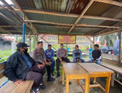 Tukang di Desa Sungai Ulak Kecamatan Nalo Tantan Dapat Kunjungan Sat Binmas dan Bintibsos Polres Merangin