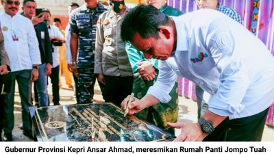 Rumah Panti Jompo yang Pertama di Lingga Diresmikan Ansar Ahmad