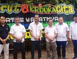 Perwakilan PTPN 6 dan PT Palma Abadi Sambangi Rumah Duka Wartawan Supremasihukum.com
