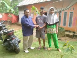 Eko Wahyudi Dampingi E.Dt.Marajo Sebar dan Tanam BLD Musangking RKN di Nagari Koto Alam