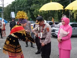 Polres Merangin Gelar Tradisi Welcome And Farewell Parade, Dalam Acara Pisah Sambut Kapolres