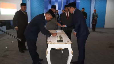 Pj. Bupati Bogor,Minta Perumda Tirta Kahuripan Harus Terus Berinovasi dan Perluas Jangkauan Layanan Air Bersih