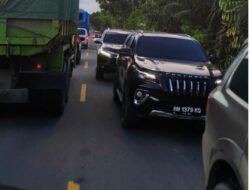 Warga Mengeluh, Jalan Kubang – Teratak Buluh – Lubuk Sakat Macet Total
